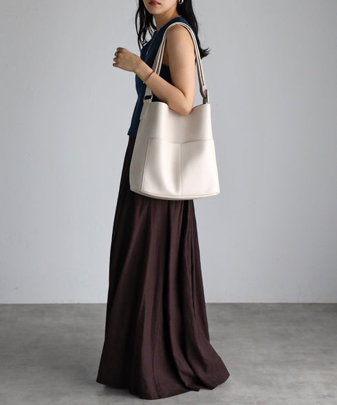 A4すっぽり大容量ショルダーバッグ 12-1094